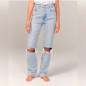 Abercrombie 90’s Straight Ultra High Rise Jeans